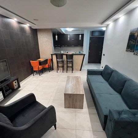 Ahoy S Belgrade Apartment Exteriör bild